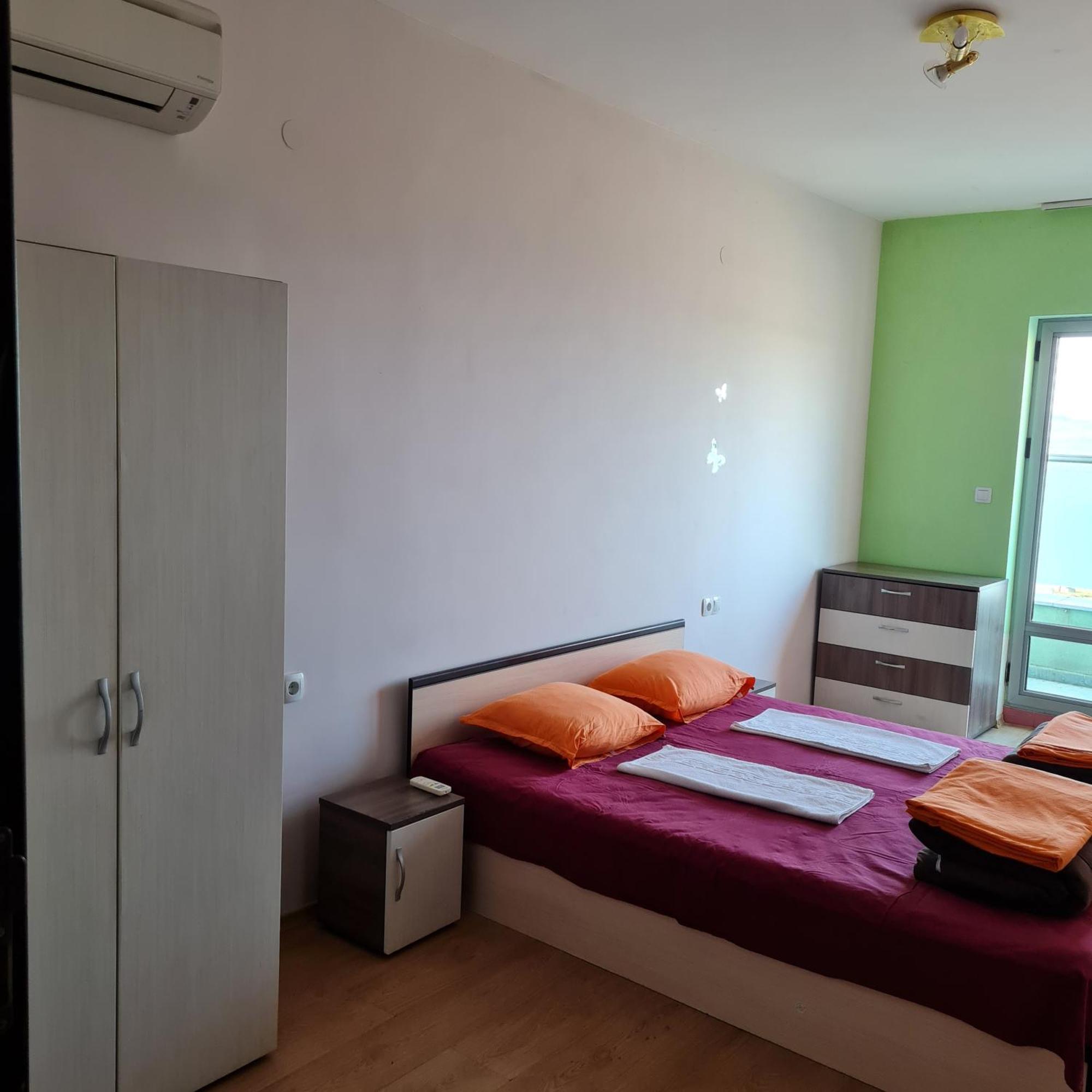 Appartement Елка à Burgas Extérieur photo