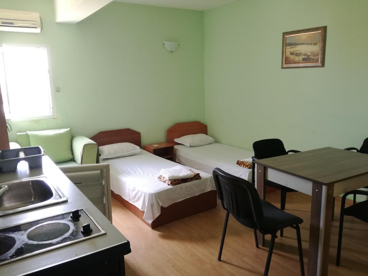 Appartement Елка à Burgas Extérieur photo