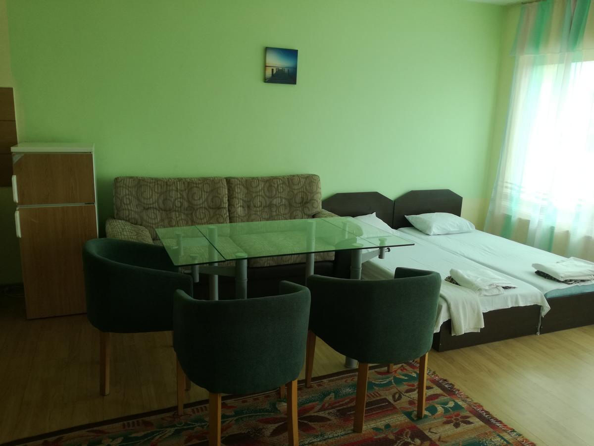 Appartement Елка à Burgas Extérieur photo